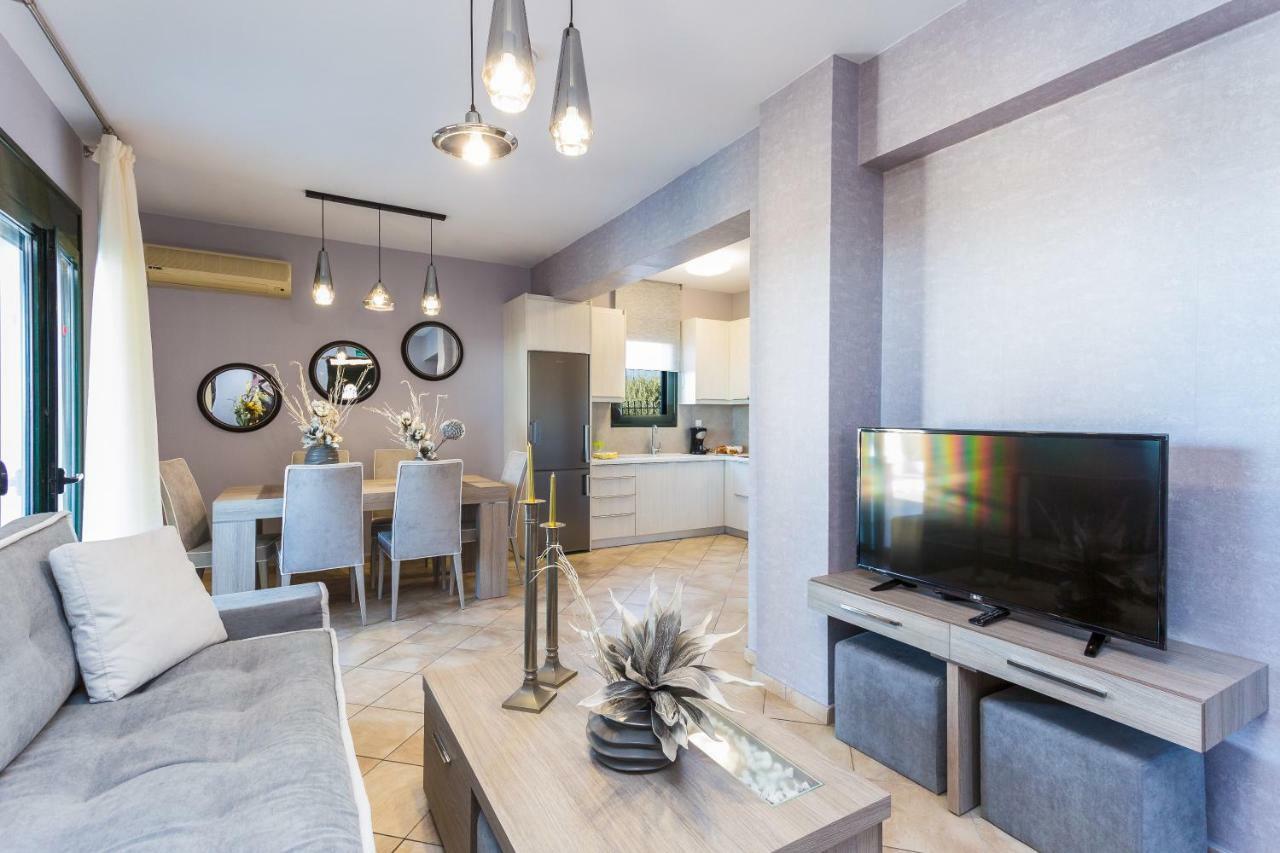Evangelos Villas, Lavish Touch, By Thinkvilla Angeliana  Luaran gambar