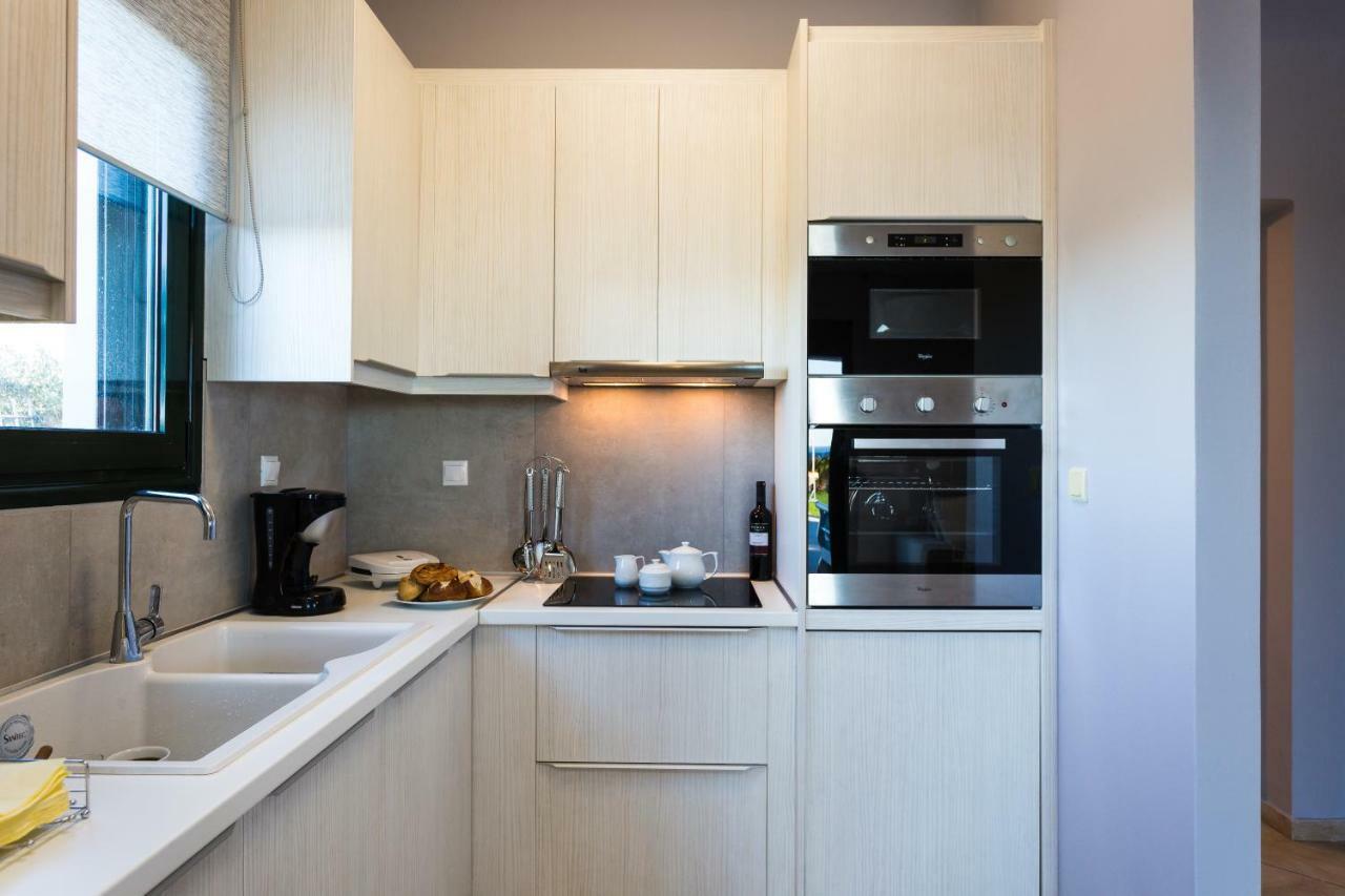 Evangelos Villas, Lavish Touch, By Thinkvilla Angeliana  Luaran gambar