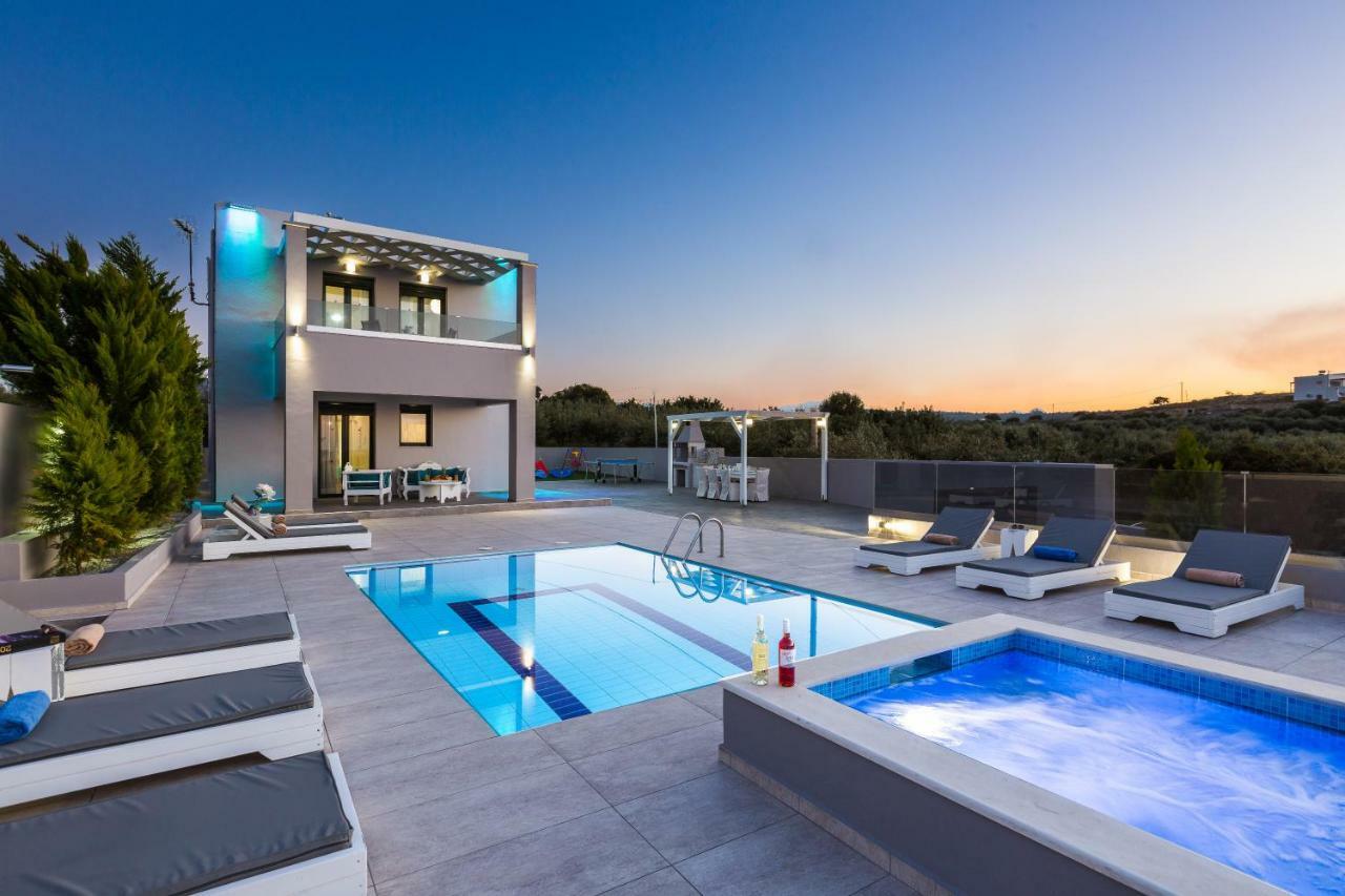 Evangelos Villas, Lavish Touch, By Thinkvilla Angeliana  Luaran gambar