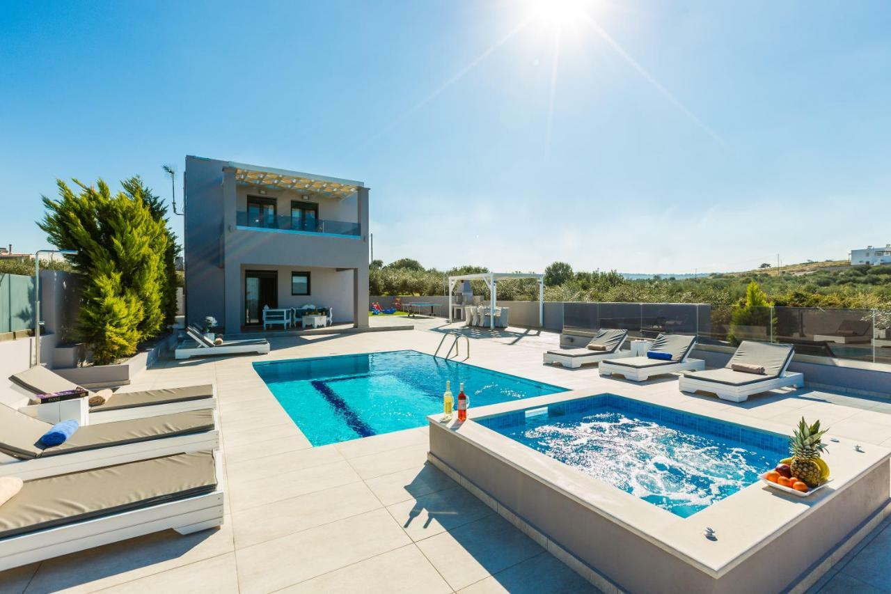 Evangelos Villas, Lavish Touch, By Thinkvilla Angeliana  Luaran gambar