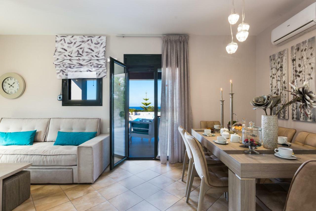 Evangelos Villas, Lavish Touch, By Thinkvilla Angeliana  Luaran gambar