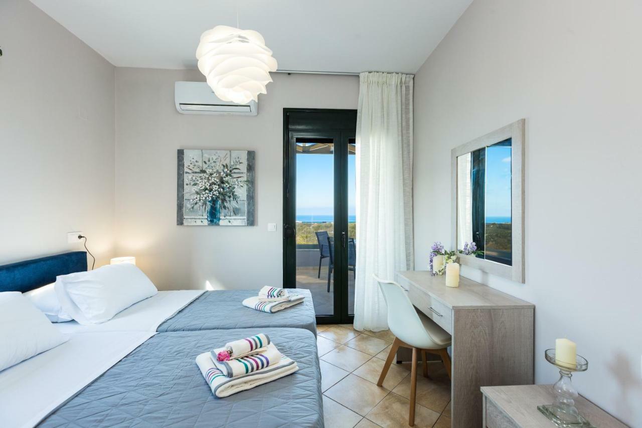 Evangelos Villas, Lavish Touch, By Thinkvilla Angeliana  Luaran gambar