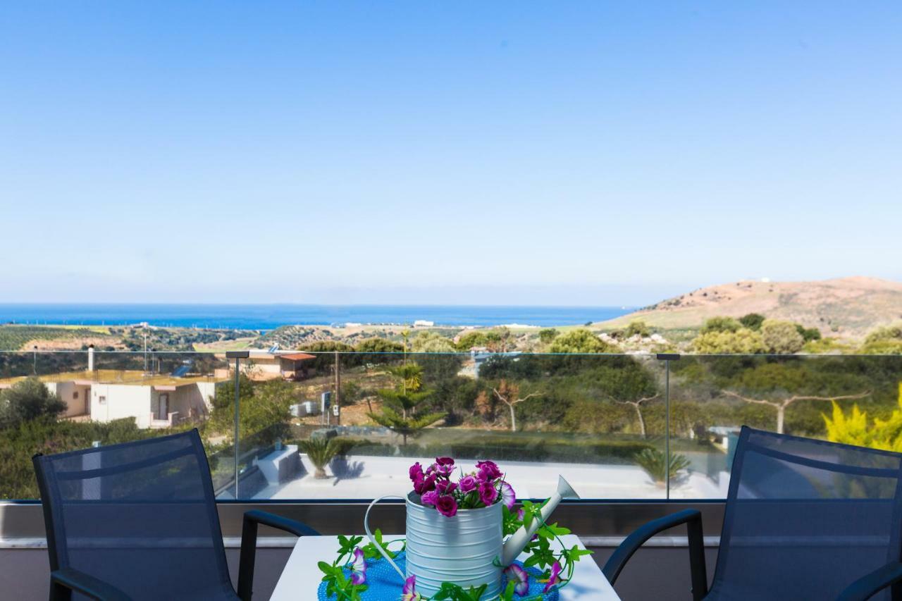 Evangelos Villas, Lavish Touch, By Thinkvilla Angeliana  Luaran gambar
